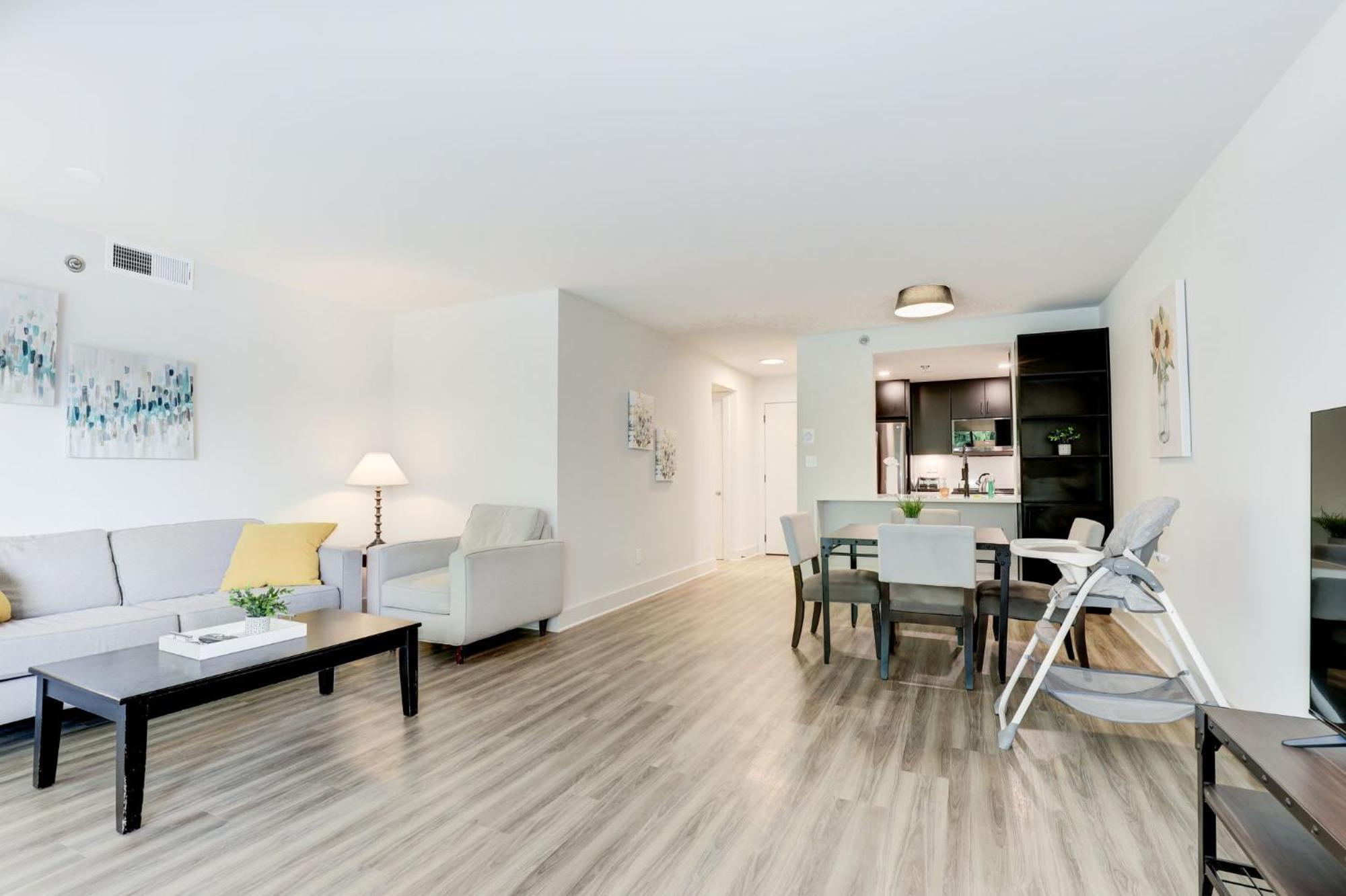 2Br Executive Apartment With Spacious Layout أرلنغتون المظهر الخارجي الصورة
