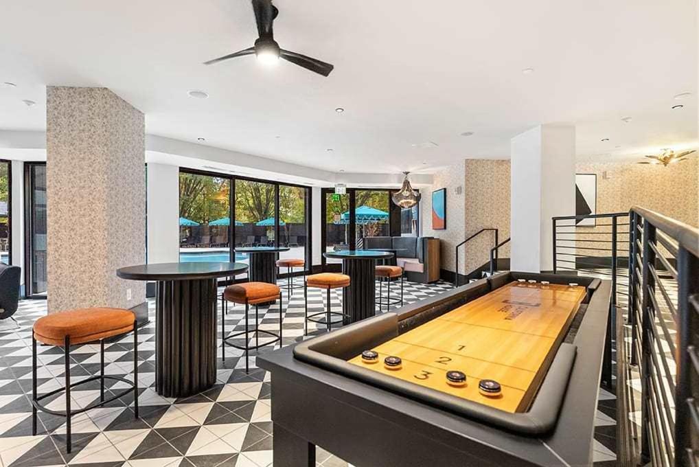 2Br Executive Apartment With Spacious Layout أرلنغتون المظهر الخارجي الصورة