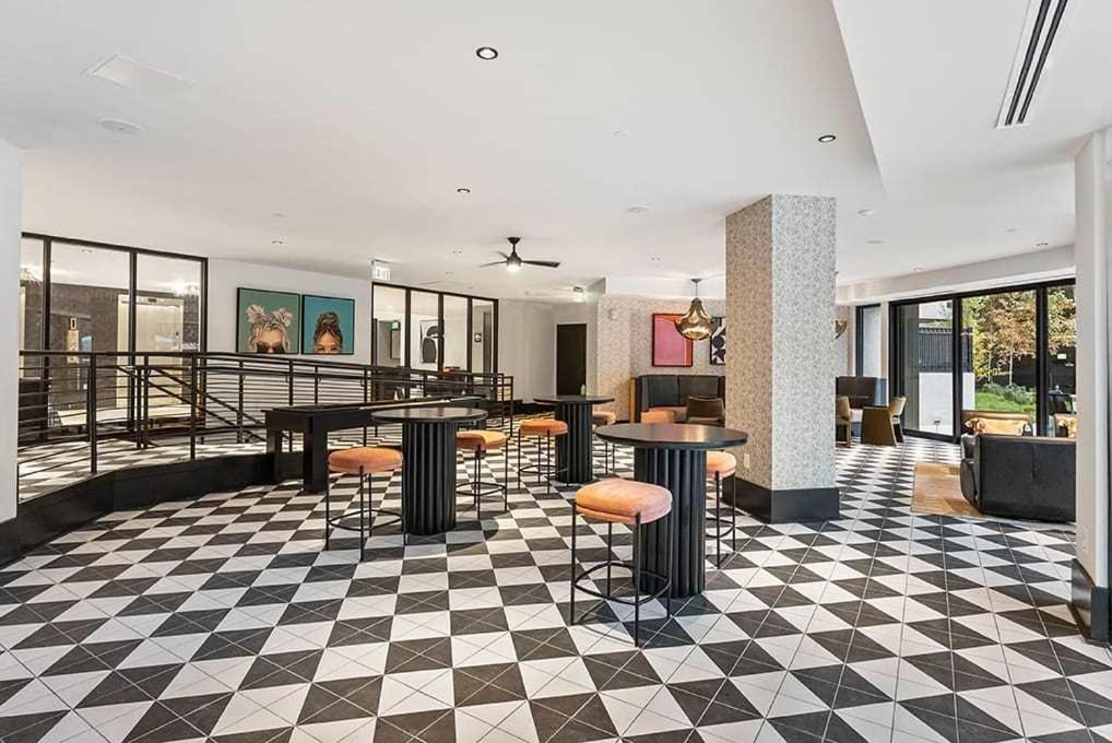 2Br Executive Apartment With Spacious Layout أرلنغتون المظهر الخارجي الصورة